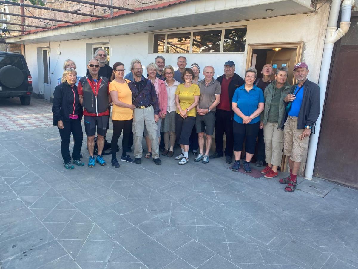 Karine B&B Yeghegnadzor Bagian luar foto