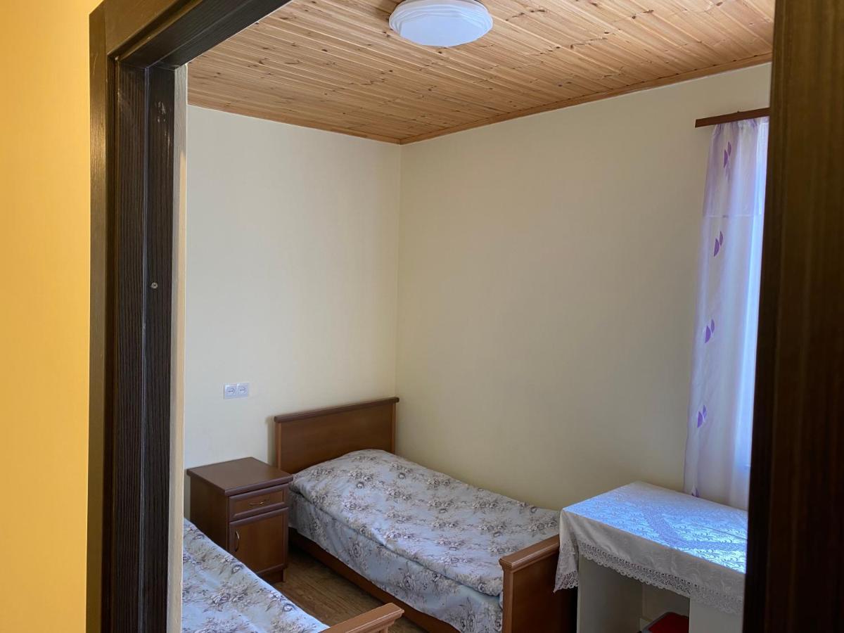 Karine B&B Yeghegnadzor Bagian luar foto