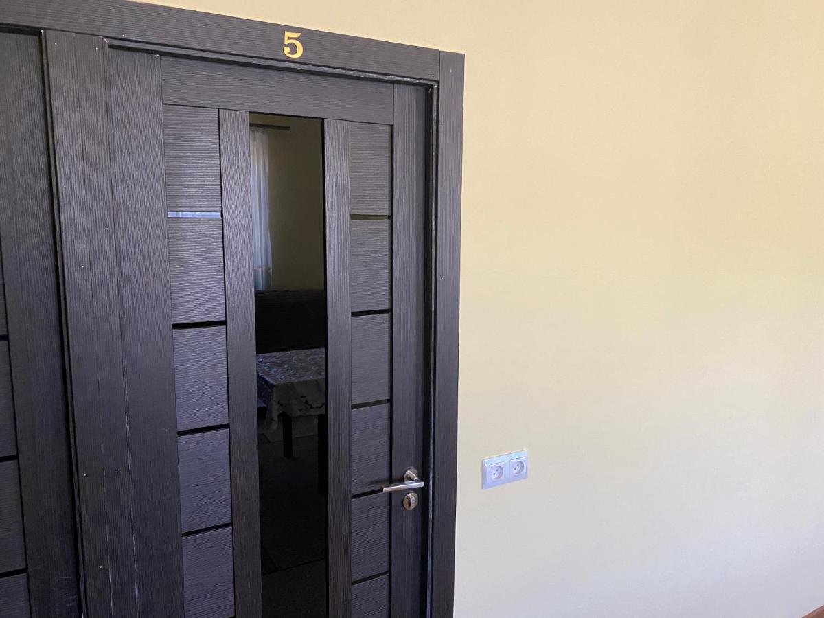 Karine B&B Yeghegnadzor Bagian luar foto