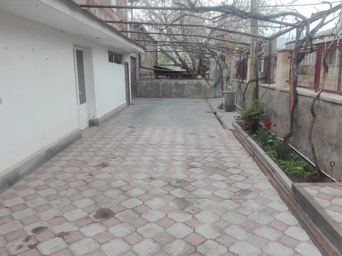 Karine B&B Yeghegnadzor Bagian luar foto