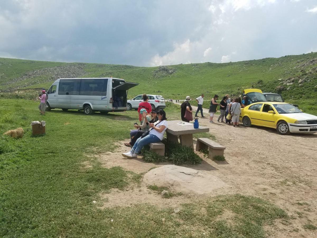 Karine B&B Yeghegnadzor Bagian luar foto
