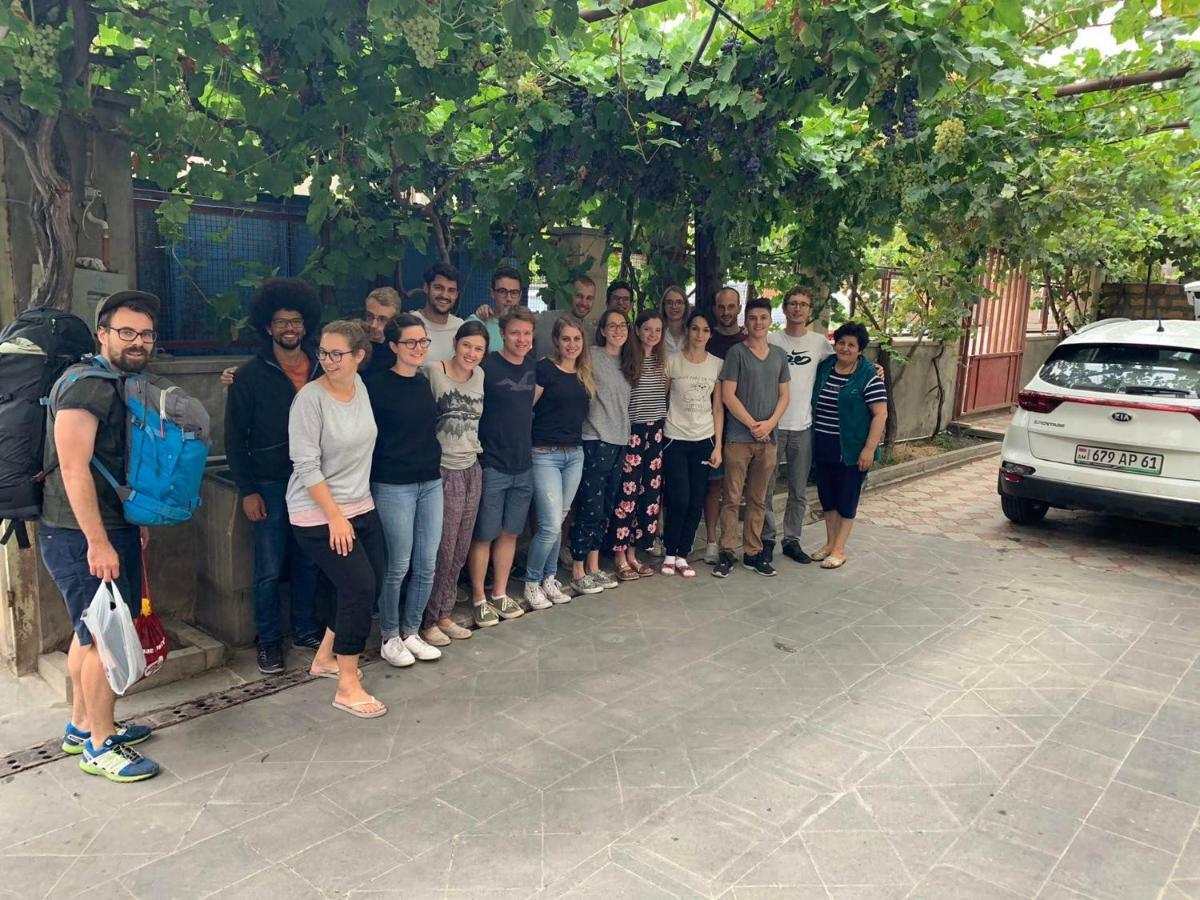 Karine B&B Yeghegnadzor Bagian luar foto